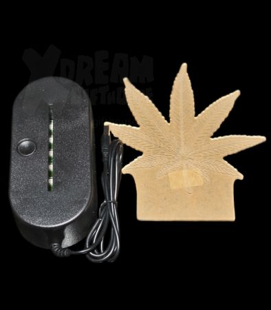 3D-Leuchte Cannabis Leaf – LED-Lampe mit Farbwechsel